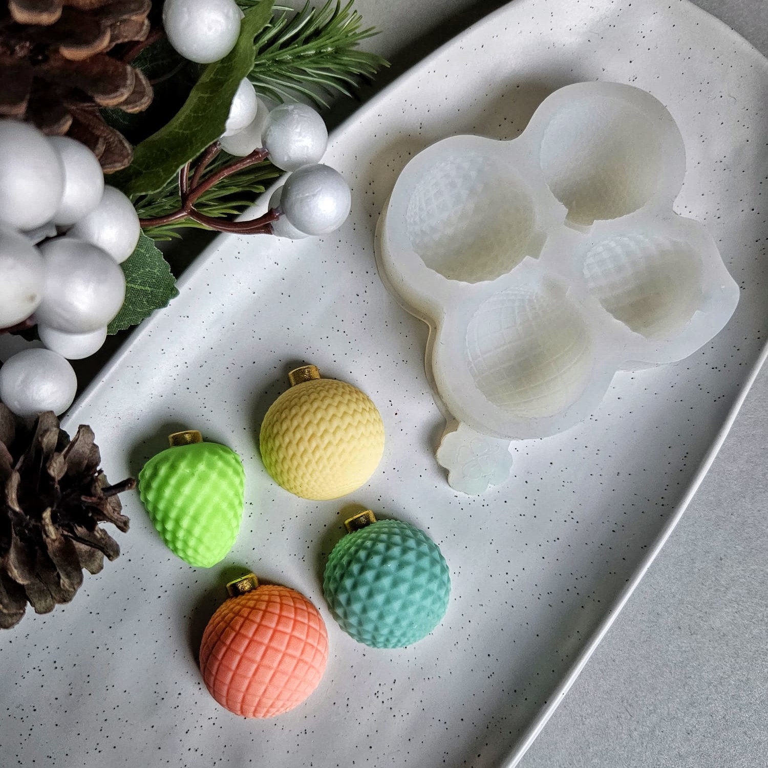 Silicone mold - Christmas baubles